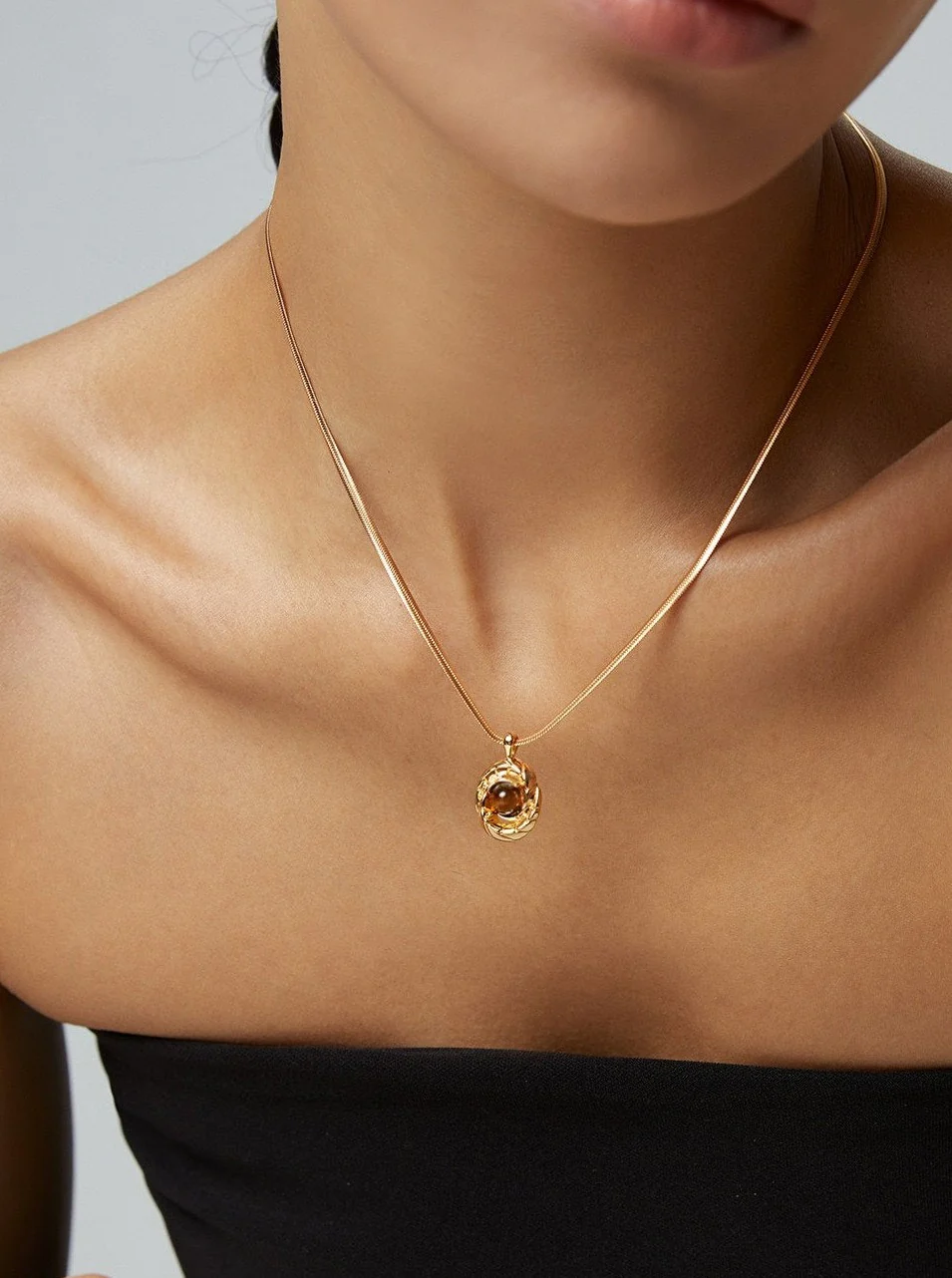 Natural Stone Fashion Necklace