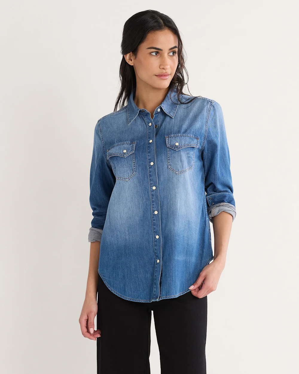 WOMEN'S CHAMBRAY GAMBLER SHIRT