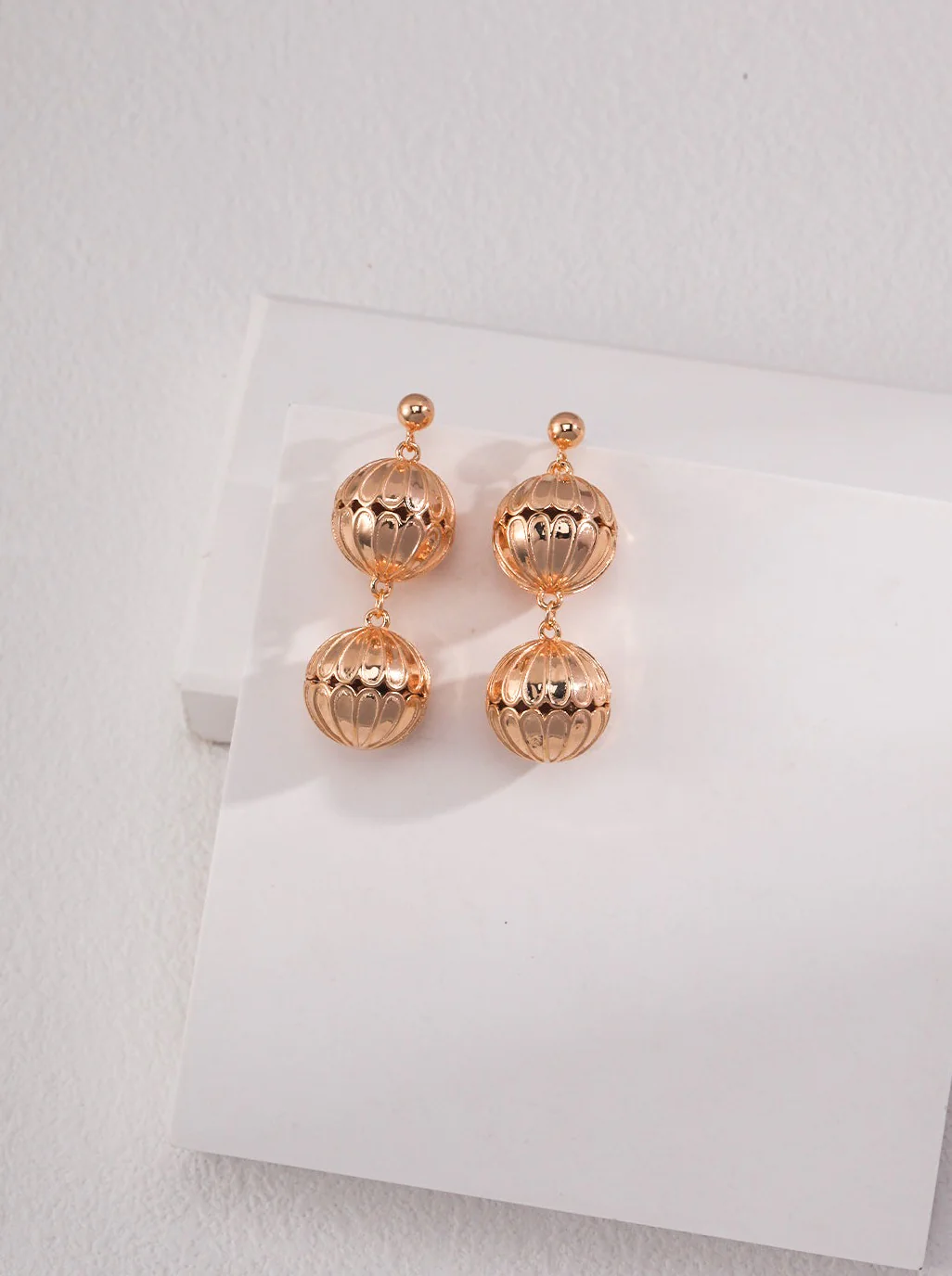 Vintage Ball Sterling Silver Earrings