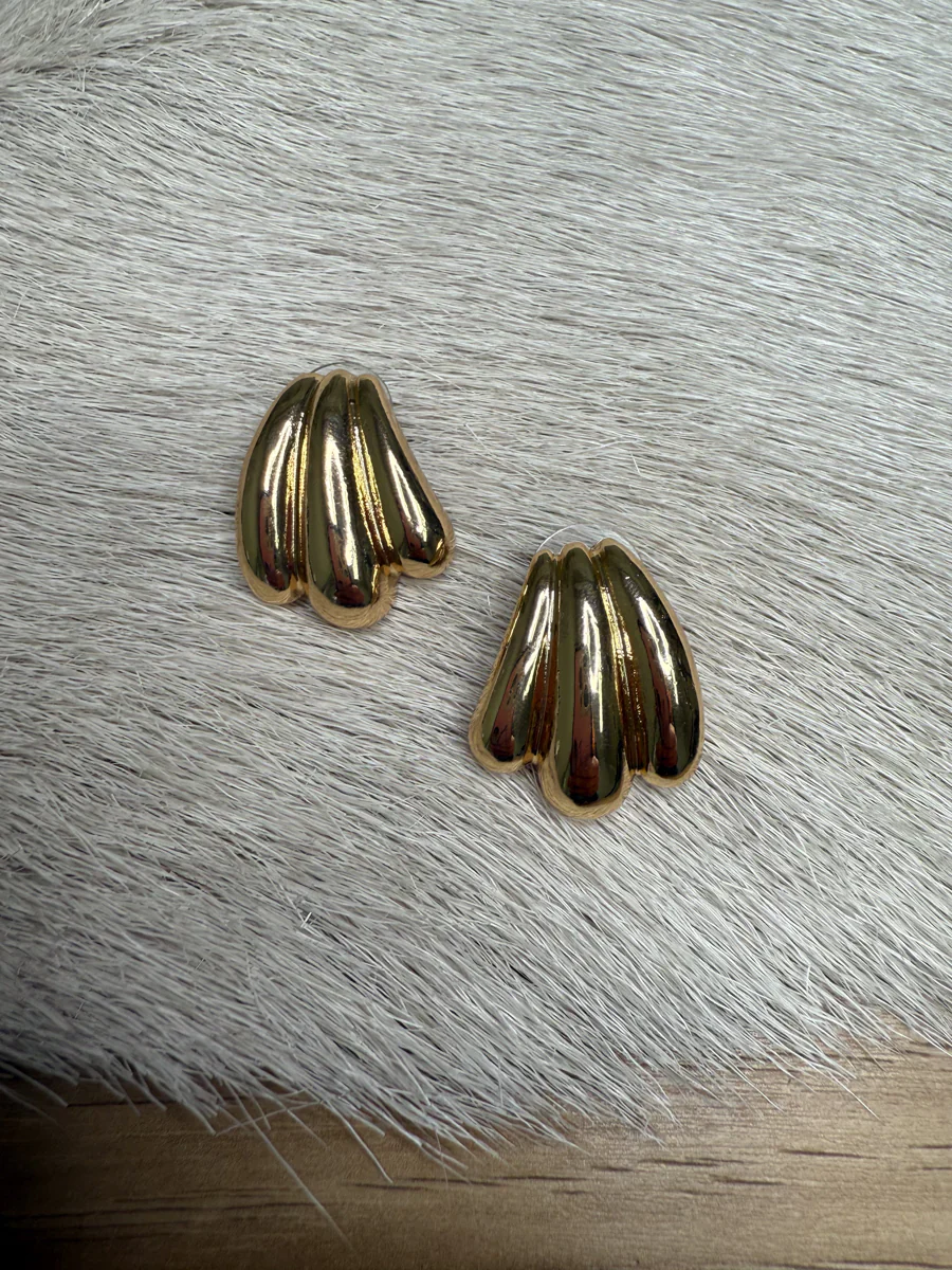 Ariel Shell Earrings